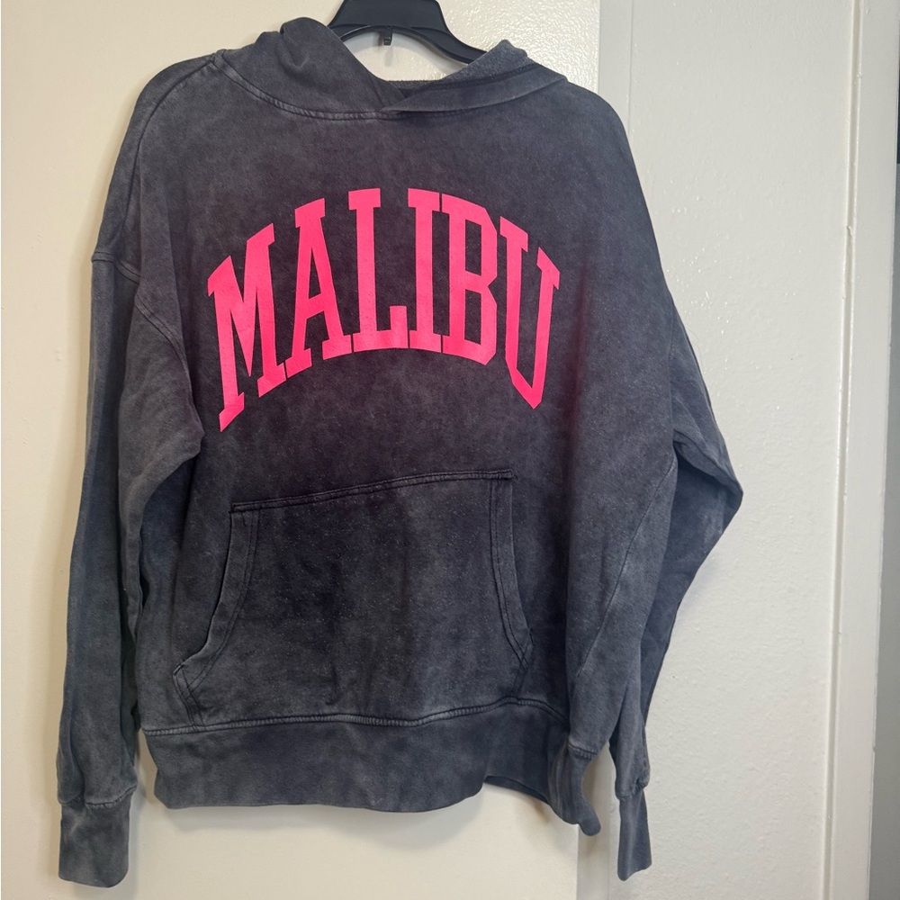 Rue21 Gray and Pink Crew Neck Sweater